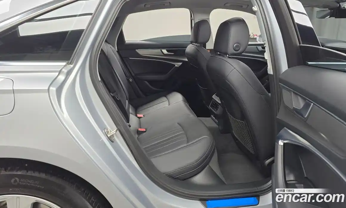 Audi A6 2021 2.0 Автомат в Москве № 221140, фото 17