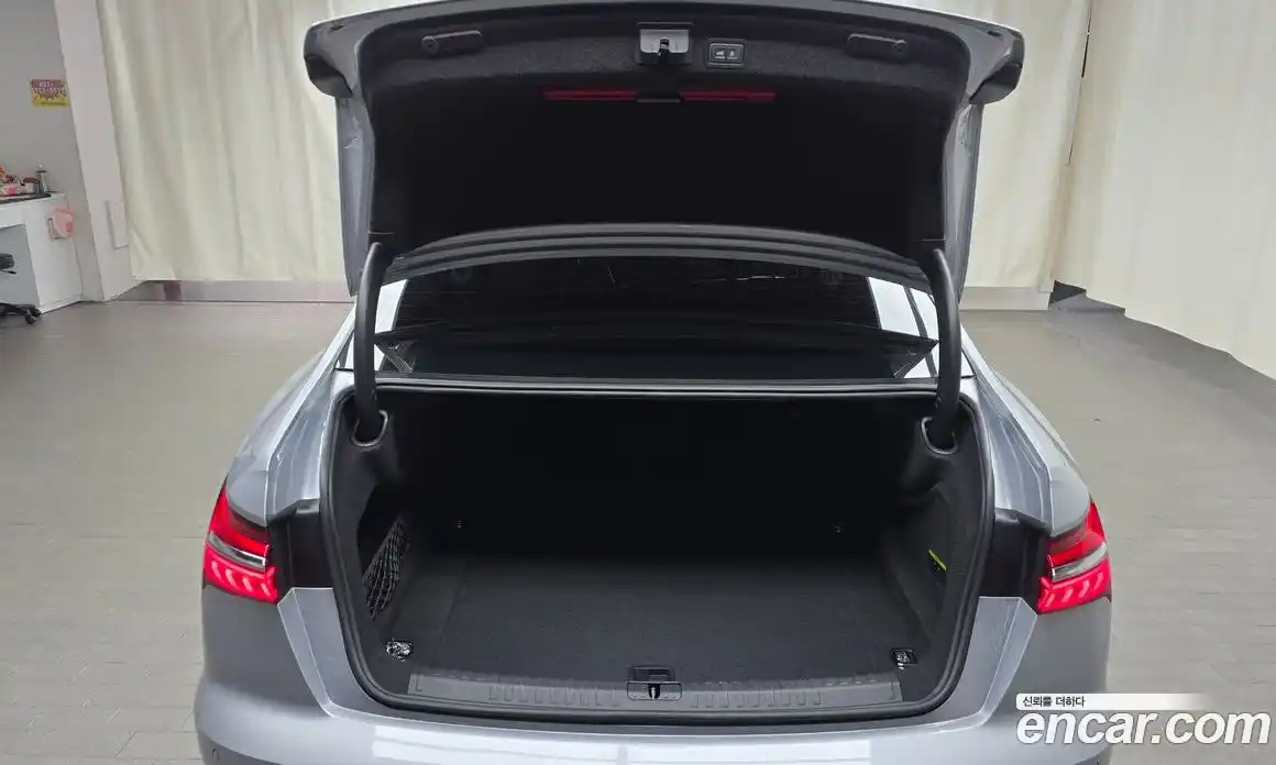 Audi A6 2021 2.0 Автомат в Москве № 221140, фото 9