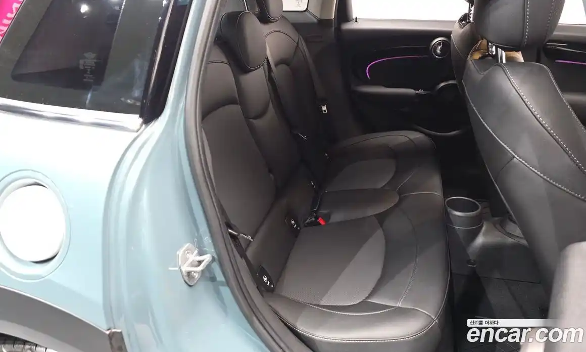 Mini Cooper 2023 2.0 Автомат в Москве № 223017, фото 17