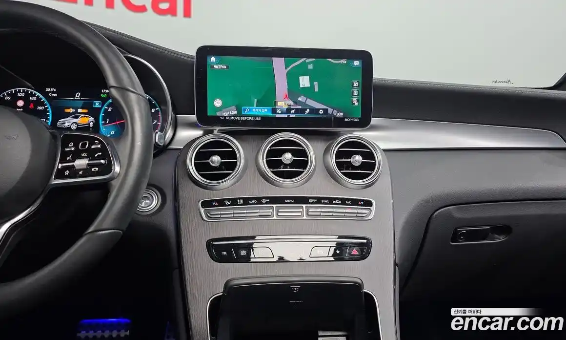 Mercedes-Benz GLC-Class 2023 2.0 Автомат в Москве № 224589, фото 11