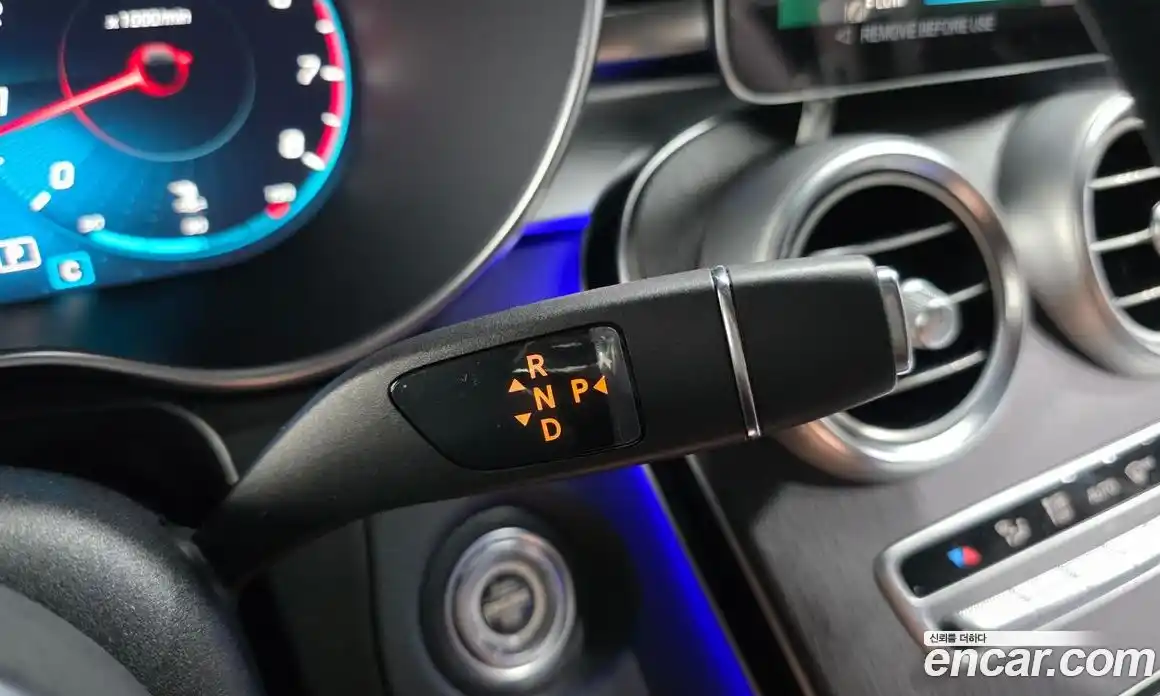 Mercedes-Benz GLC-Class 2023 2.0 Автомат в Москве № 224589, фото 17