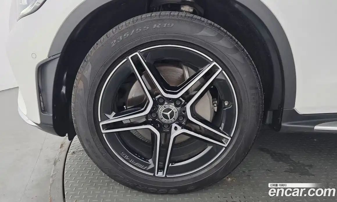 Mercedes-Benz GLC-Class 2023 2.0 Автомат в Москве № 224589, фото 6