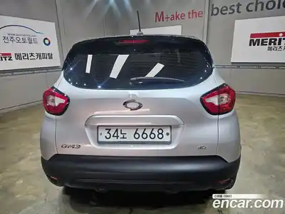 Renault QM3 2015 1.5 Автомат в Москве № 227373, миниатюра 9