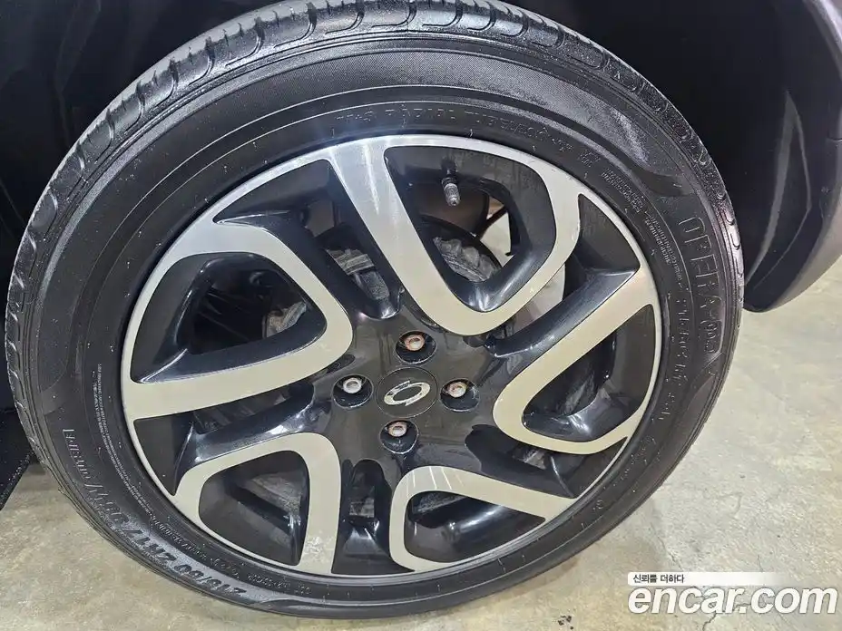 Renault QM3 2015 1.5 Автомат в Москве № 227373, фото 10