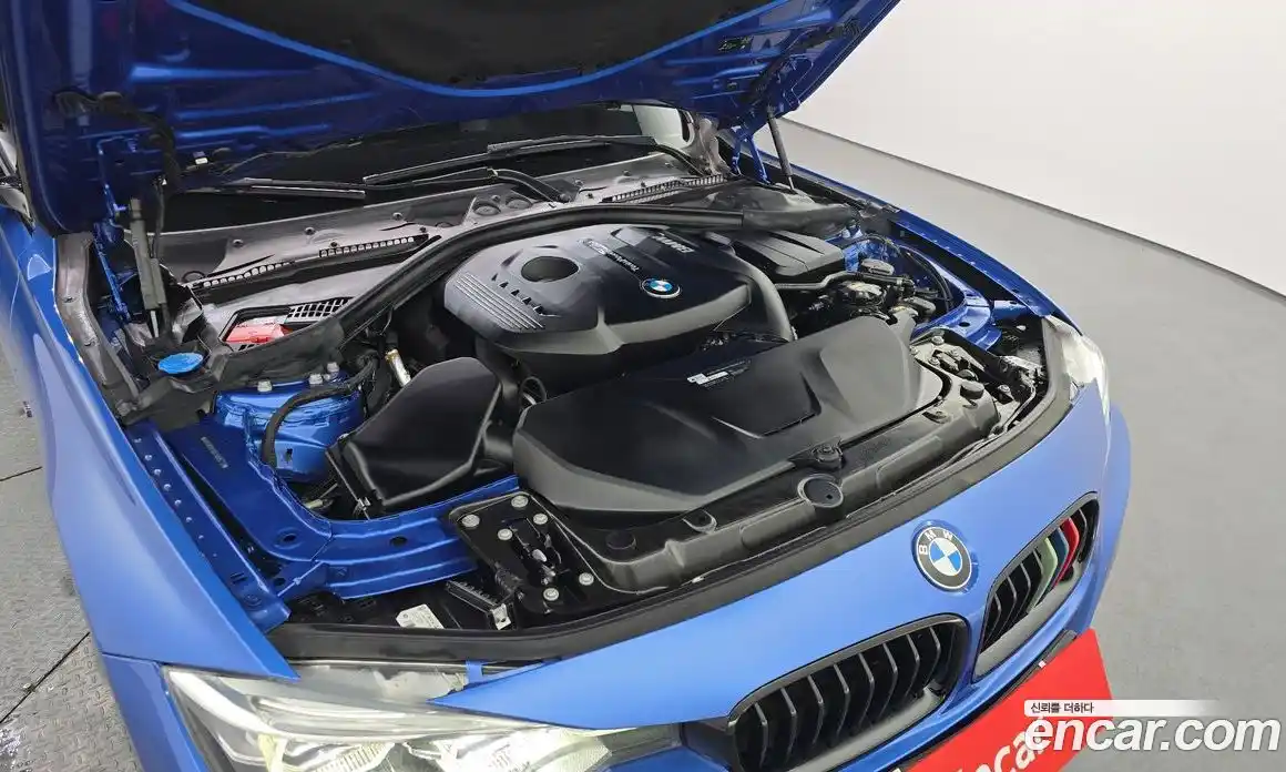 BMW 3-Series 2018 2.0 Автомат в Москве № 229150, фото 11