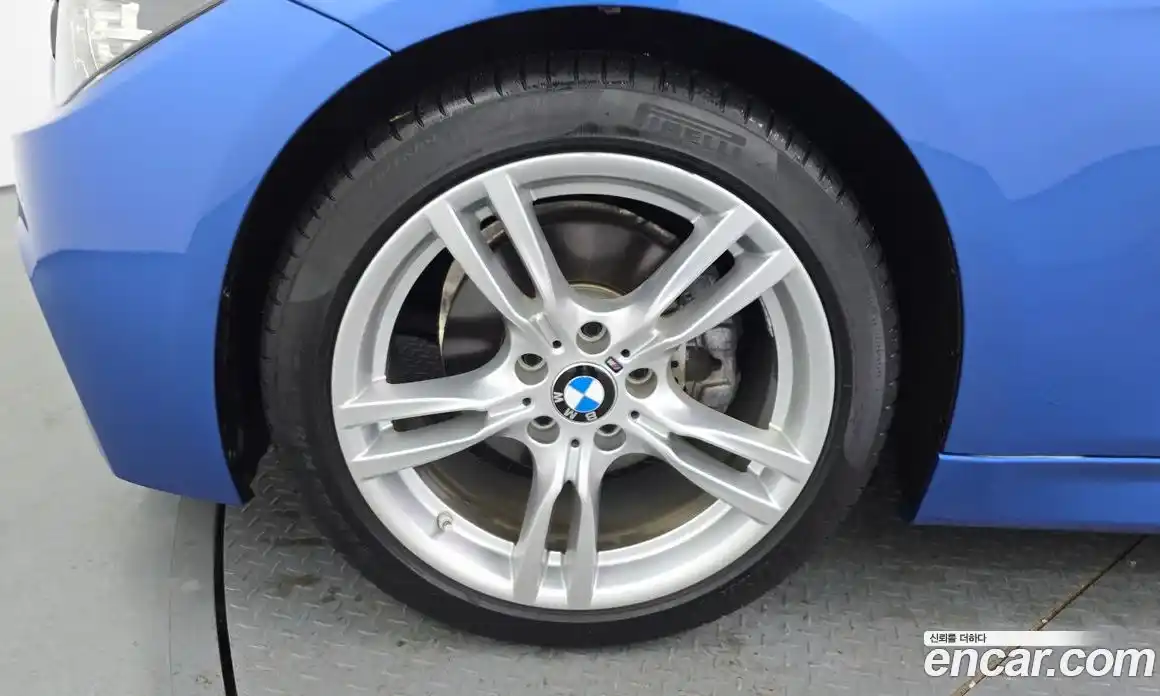 BMW 3-Series 2018 2.0 Автомат в Москве № 229150, фото 14