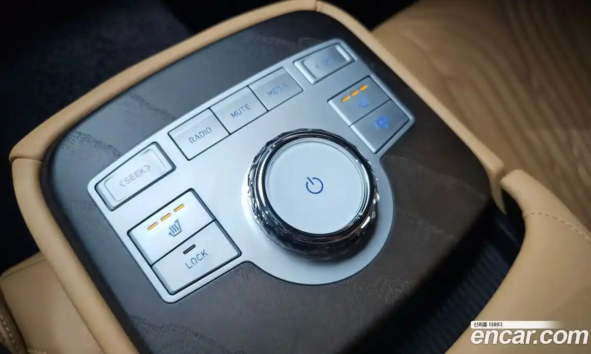 Genesis G80 2024 2.5 Автомат в Москве № 22952, фото 16