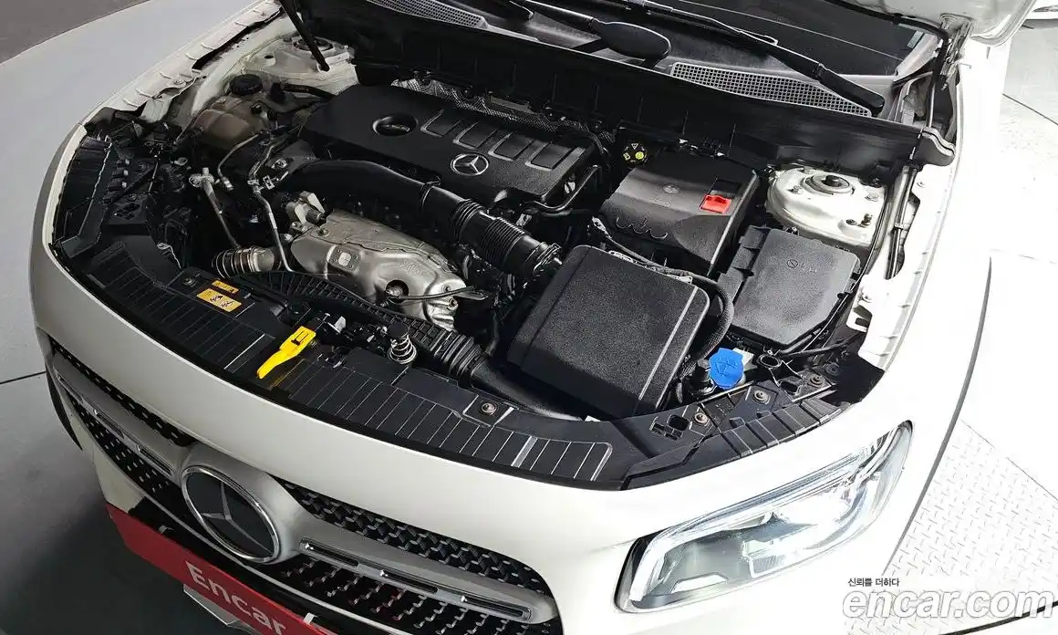 Mercedes-Benz GLB-Class 2023 2.0 Автомат в Москве № 229577, фото 13