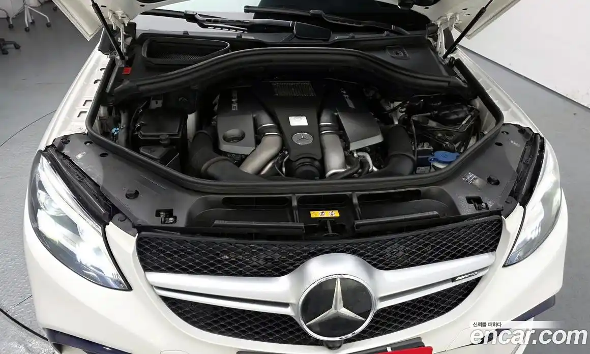Mercedes-Benz GLE-Class 2016 5.5 Автомат в Москве № 229628, фото 14