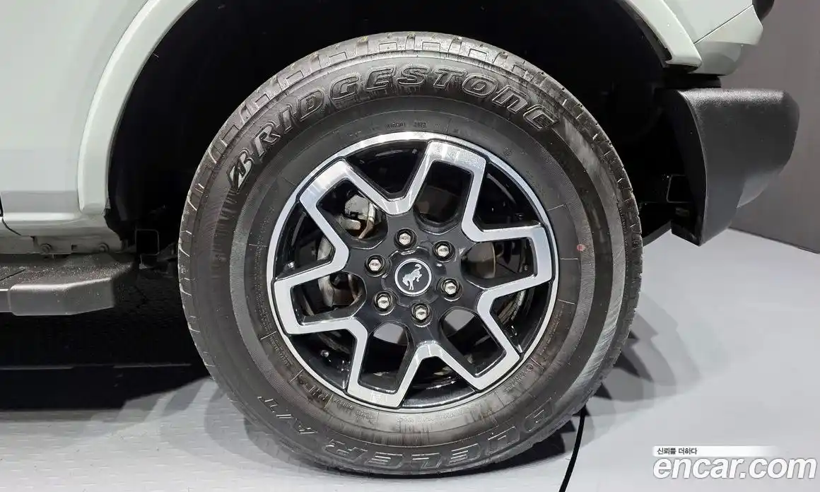 Ford Bronco 2023 2.7 Автомат в Москве № 233224, фото 15