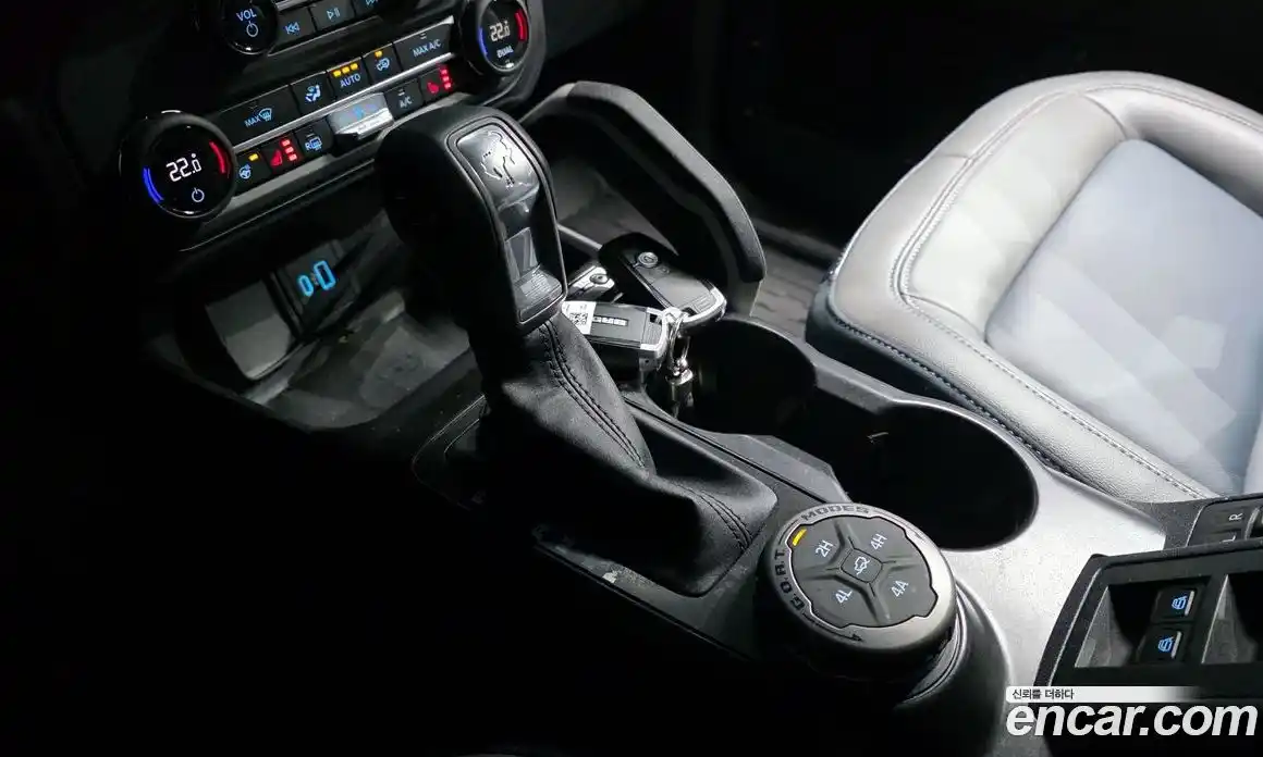 Ford Bronco 2023 2.7 Автомат в Москве № 233224, фото 16