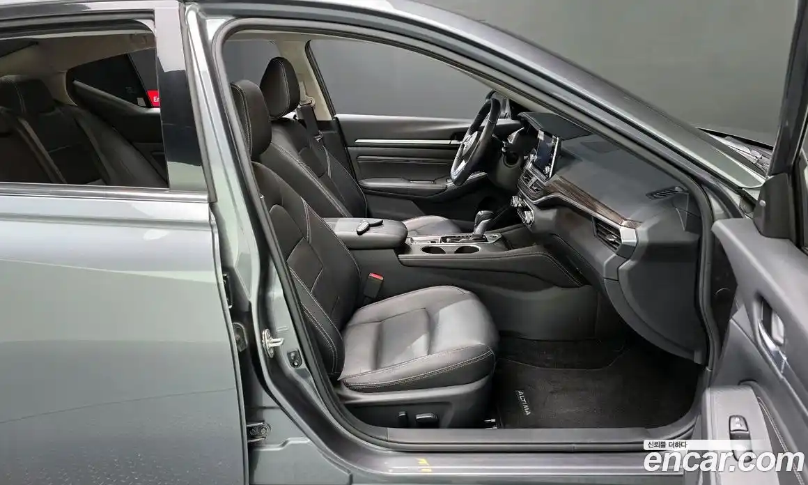 Nissan Altima 2019 2.5 Автомат в Москве № 242217, фото 2