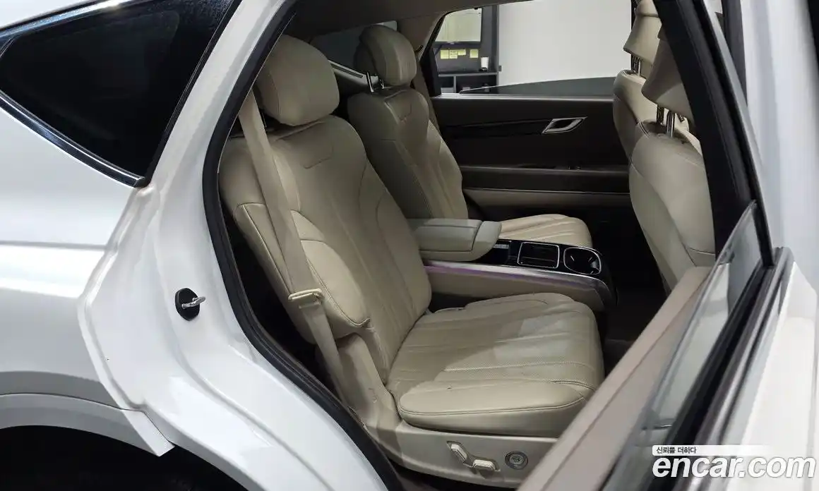 Genesis GV80 2022 3.0 Автомат в Москве № 24843, фото 14