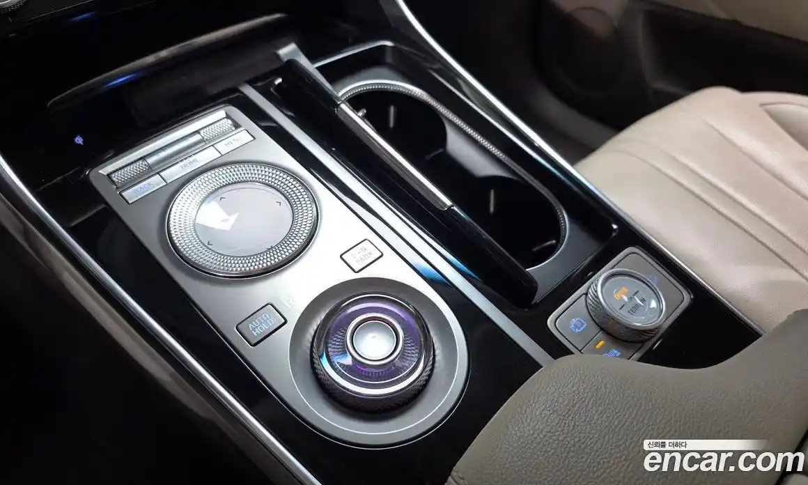 Genesis GV80 2022 3.0 Автомат в Москве № 24843, фото 17