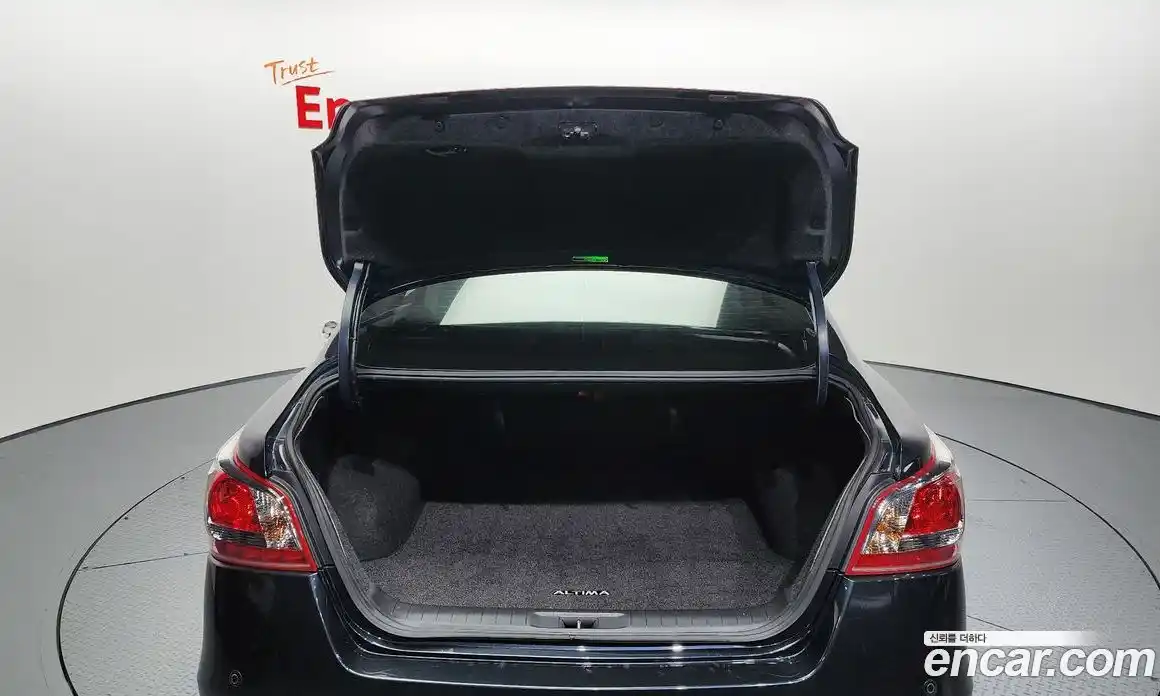 Nissan Altima 2013 2.5 Автомат в Москве № 248720, фото 13