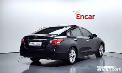 Nissan Altima 2013 2.5 Автомат в Москве № 248720, миниатюра 3