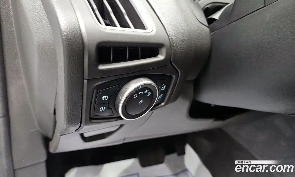 Ford Focus 2016 1.5 Автомат в Москве № 255516, фото 19