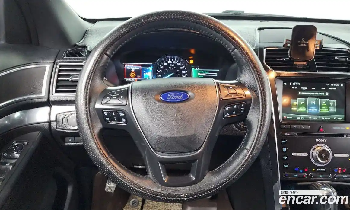 Ford Explorer 2017 2.3 Автомат в Москве № 255679, фото 1