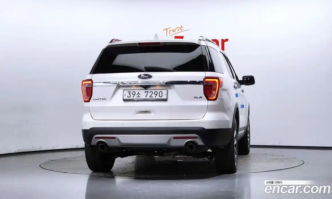 Ford Explorer 2017 2.3 Автомат в Москве № 255679, фото 16