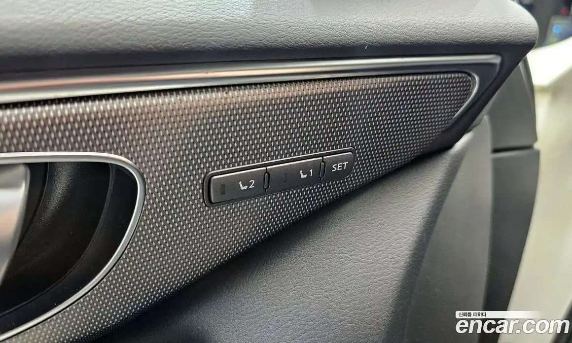 Infiniti Q50 2016 2.1 Автомат в Москве № 266540, фото 11