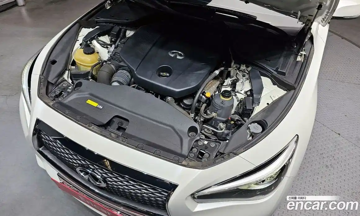 Infiniti Q50 2016 2.1 Автомат в Москве № 266540, фото 12