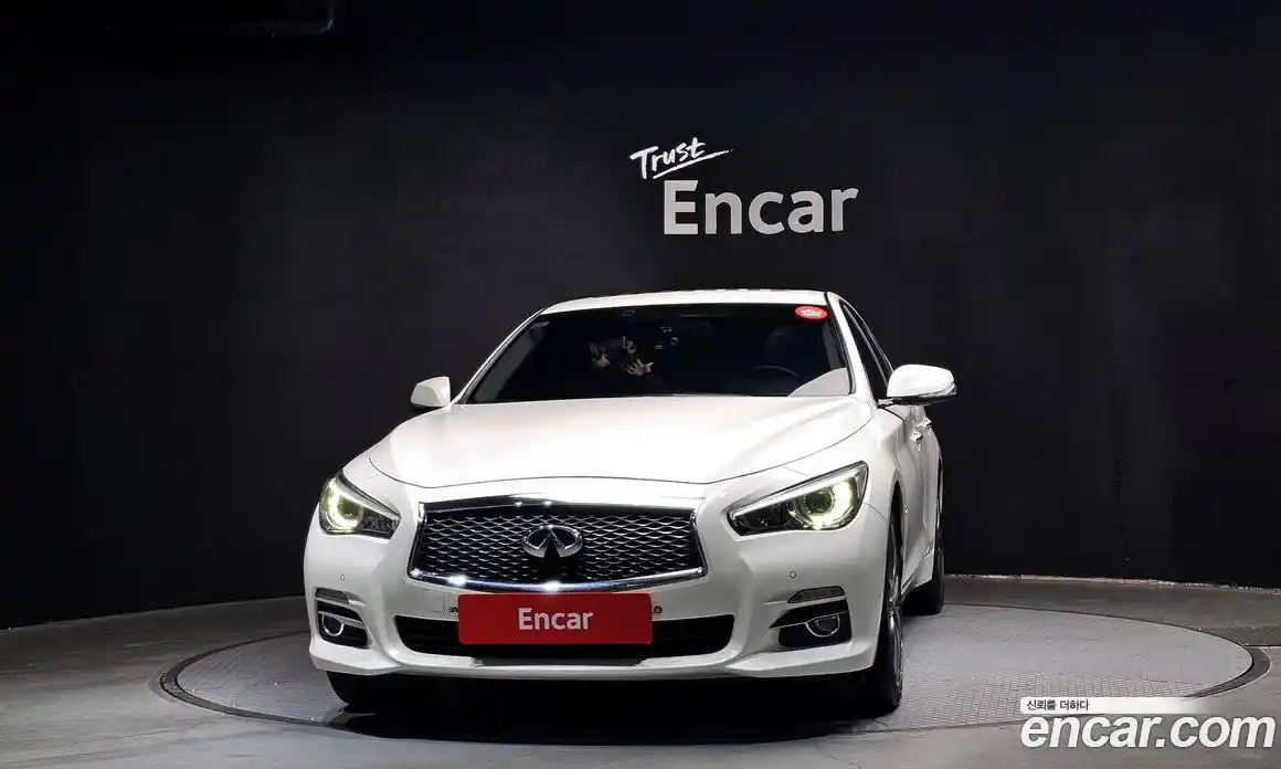 Infiniti Q50 2016 2.1 Автомат в Москве № 266540, фото 17