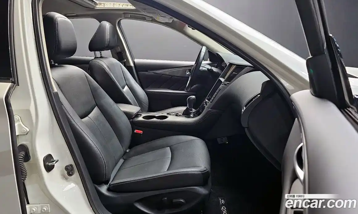 Infiniti Q50 2016 2.1 Автомат в Москве № 266540, фото 5