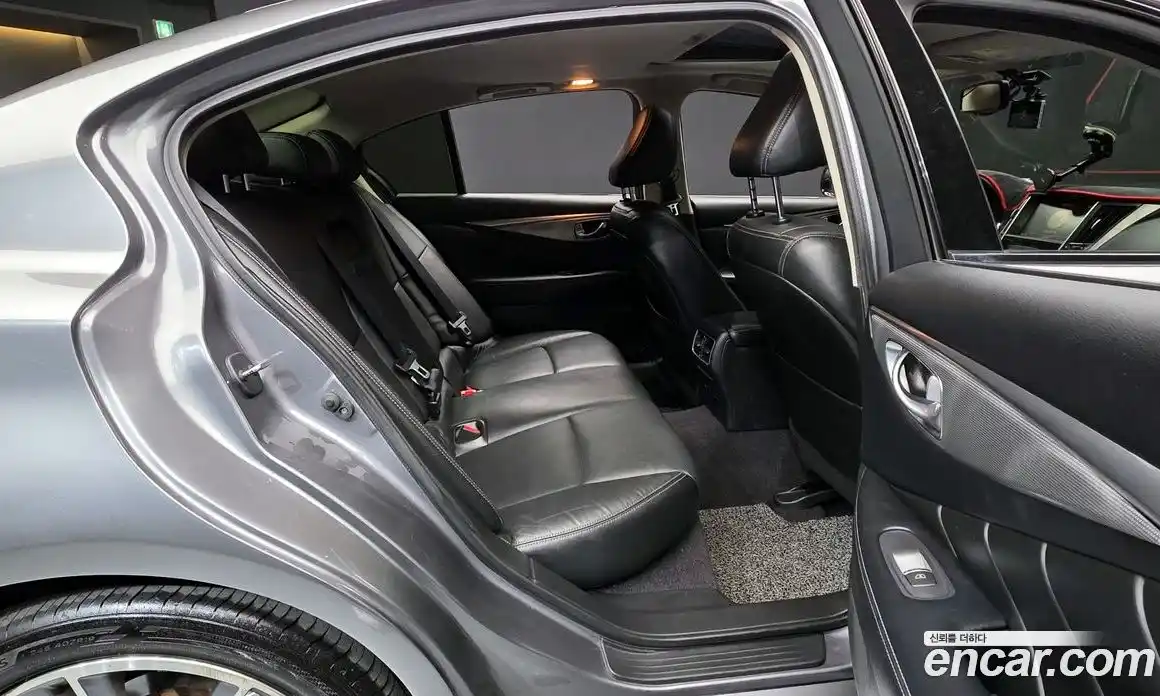 Infiniti Q50 2016 2.1 Автомат в Москве № 269756, фото 13