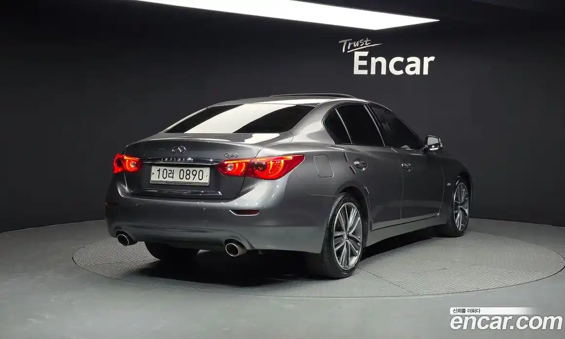 Infiniti Q50 2016 2.1 Автомат в Москве № 269756, фото 17