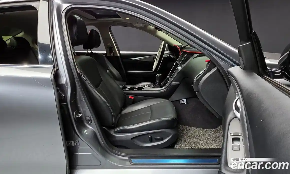 Infiniti Q50 2016 2.1 Автомат в Москве № 269756, фото 9