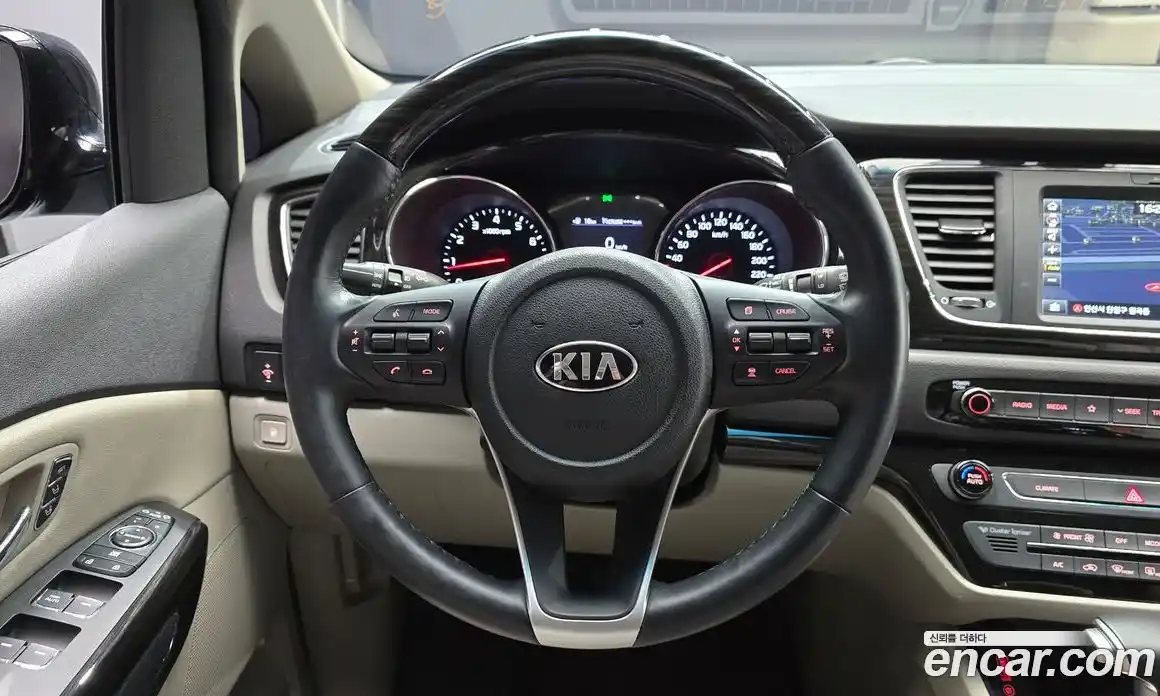 Kia Canival 2019 3.3 Автомат в Москве № 269773, фото 6
