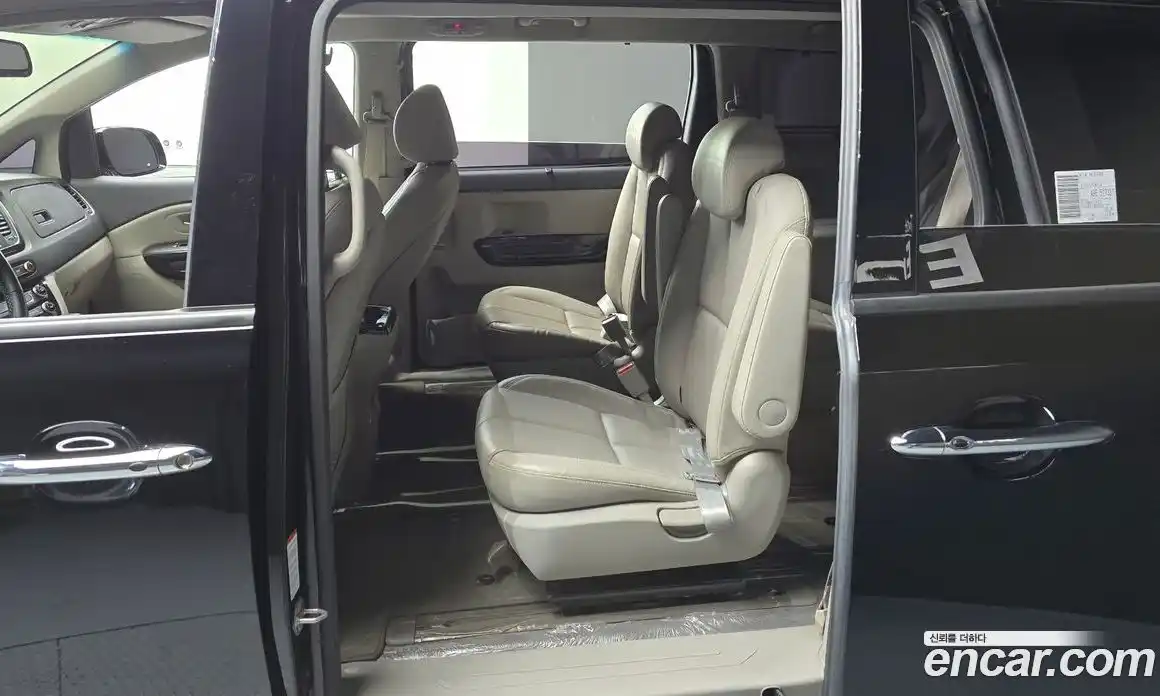 Kia Canival 2019 3.3 Автомат в Москве № 269773, фото 8