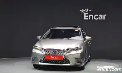 Lexus CT200h 2018 1.8 Автомат в Москве № 272413, миниатюра 11