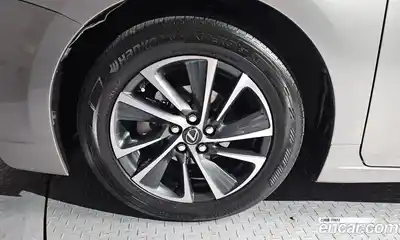 Lexus CT200h 2018 1.8 Автомат в Москве № 272413, миниатюра 3