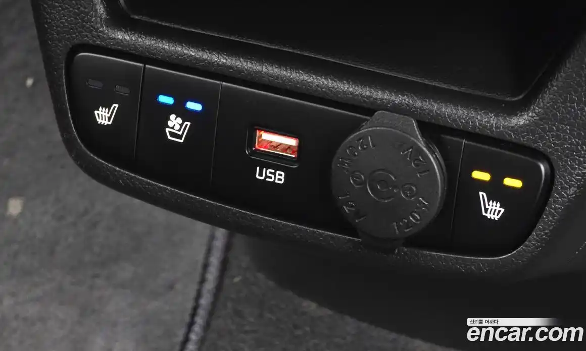 Kia Ray 2024 1.0 Автомат в Москве № 287188, фото 9