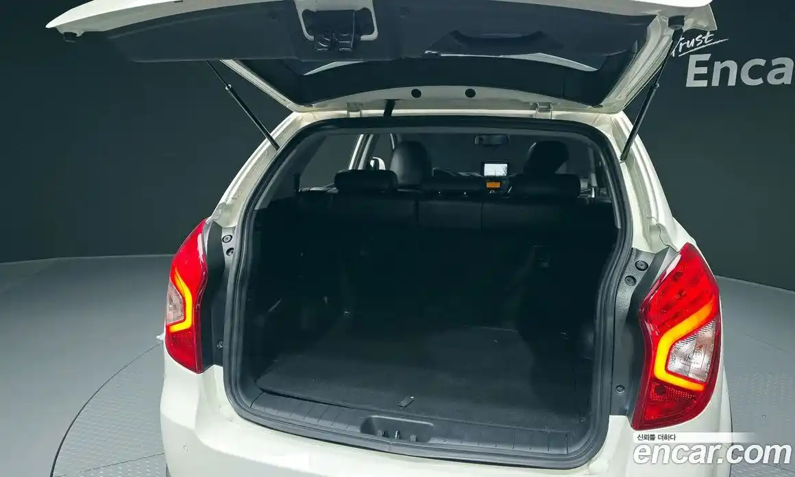 SsangYong Korando 2015 2.0 Автомат в Москве № 28798, фото 5