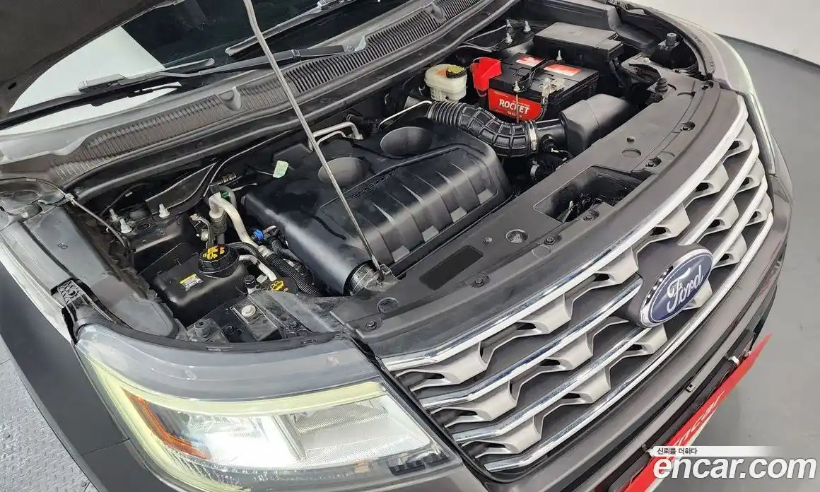 Ford Explorer 2017 2.3 Автомат в Москве № 295776, фото 13