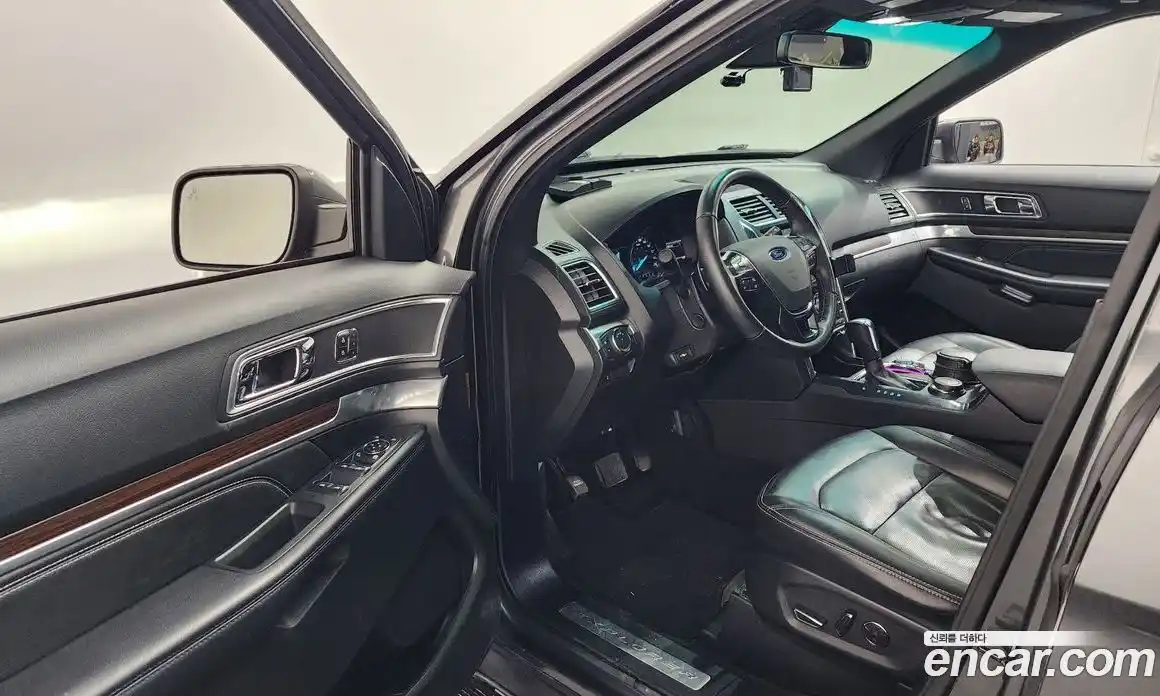 Ford Explorer 2017 2.3 Автомат в Москве № 295776, фото 16