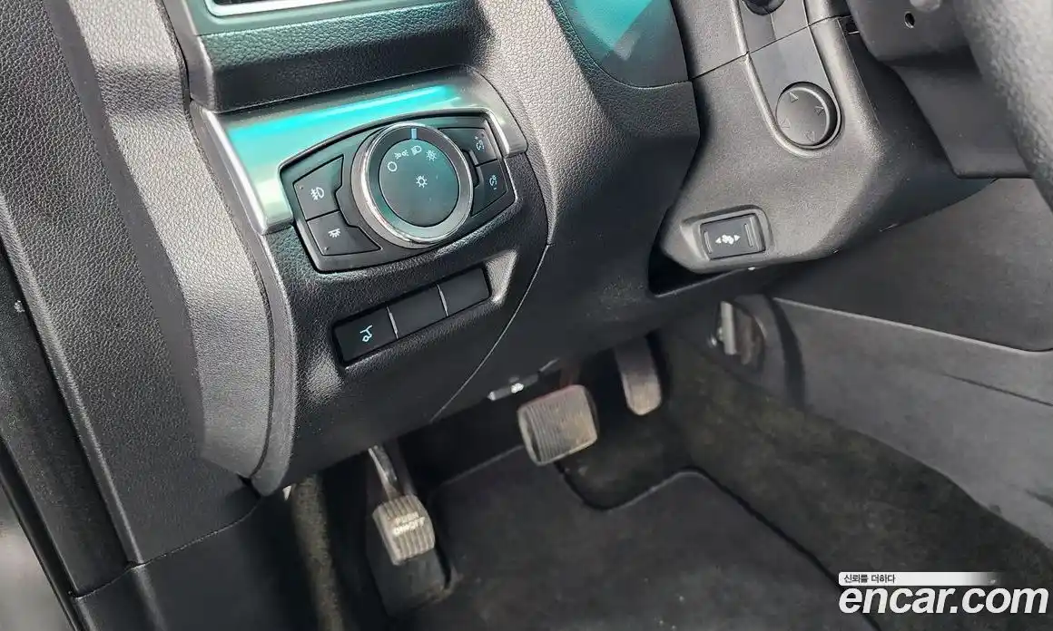 Ford Explorer 2017 2.3 Автомат в Москве № 295776, фото 7