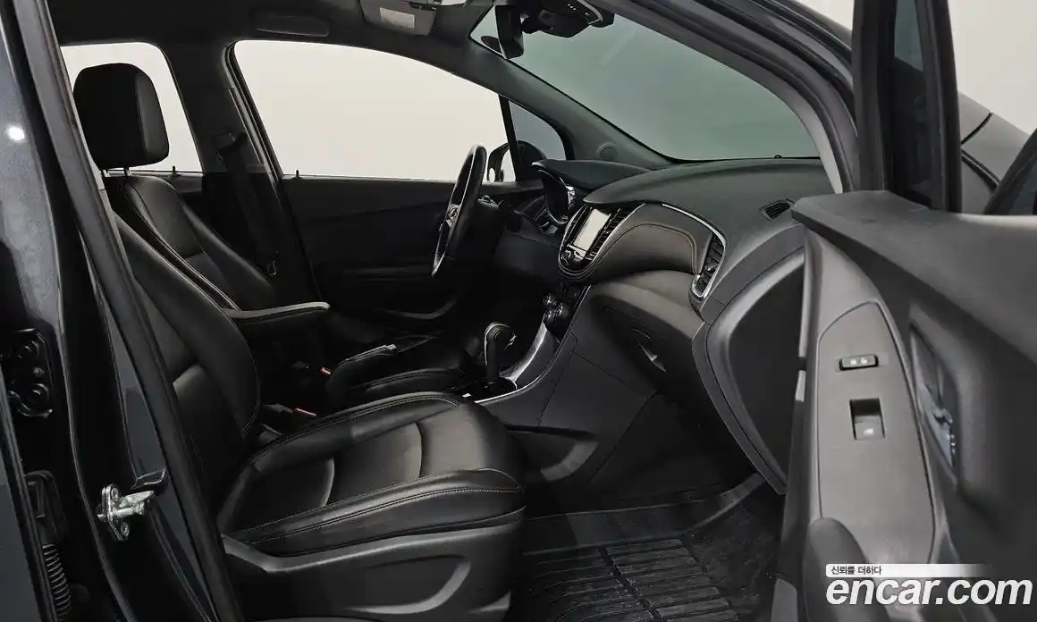 Chevrolet Trax 2018 1.4 Автомат в Москве № 296948, фото 16