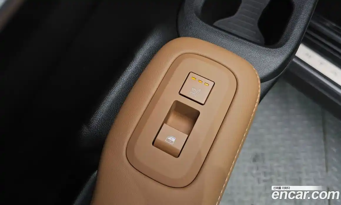 Hyundai Santa Fe 2025 2.5 Автомат в Москве № 303143, фото 10