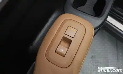 Hyundai Santa Fe 2025 2.5 Автомат в Москве № 303143, миниатюра 10