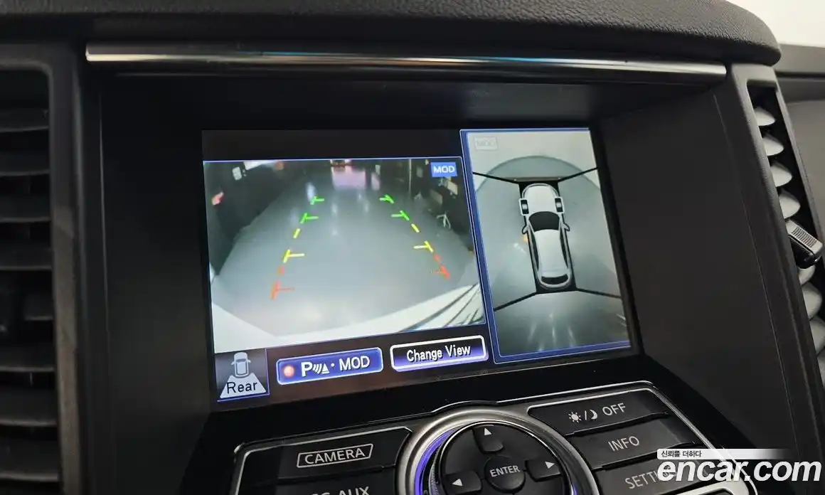 Infiniti QX70 2017 3.7 Автомат в Москве № 305311, фото 19