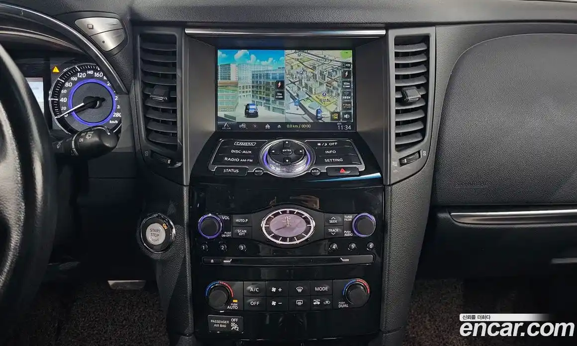 Infiniti QX70 2017 3.7 Автомат в Москве № 305311, фото 4