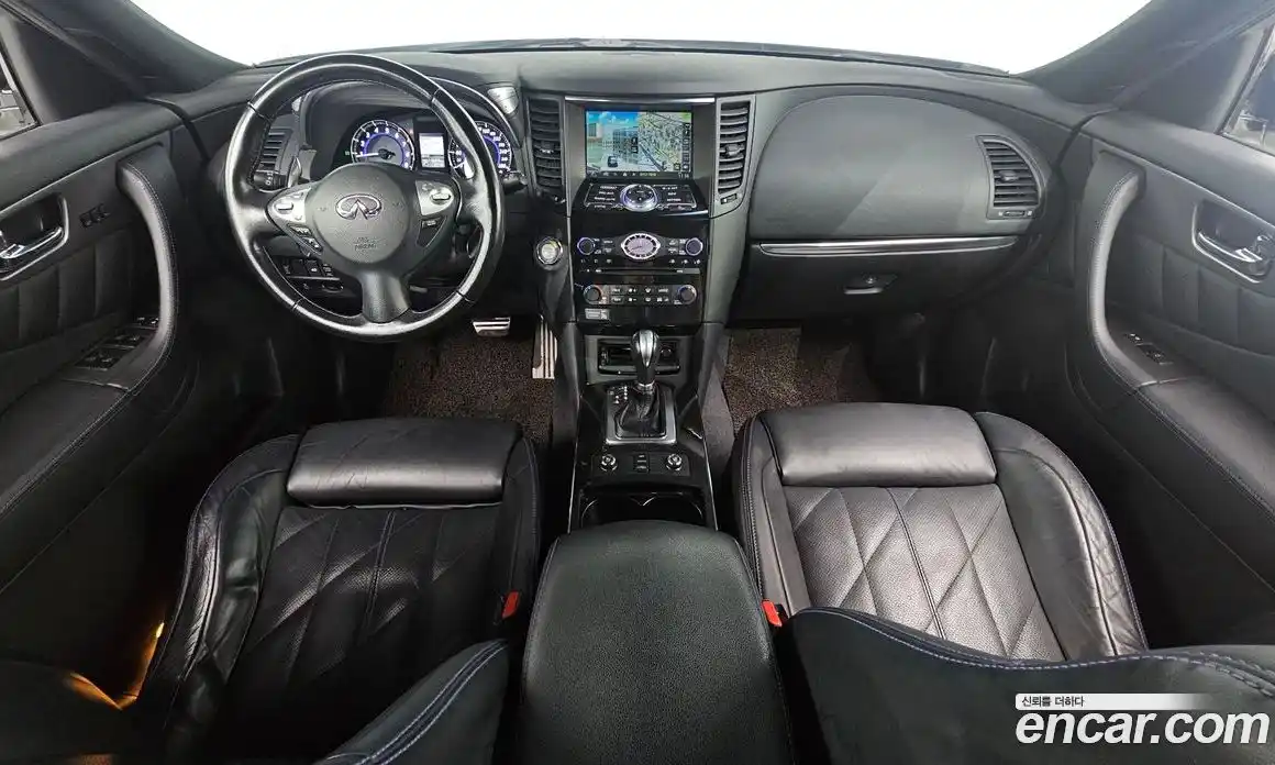 Infiniti QX70 2017 3.7 Автомат в Москве № 305311, фото 6