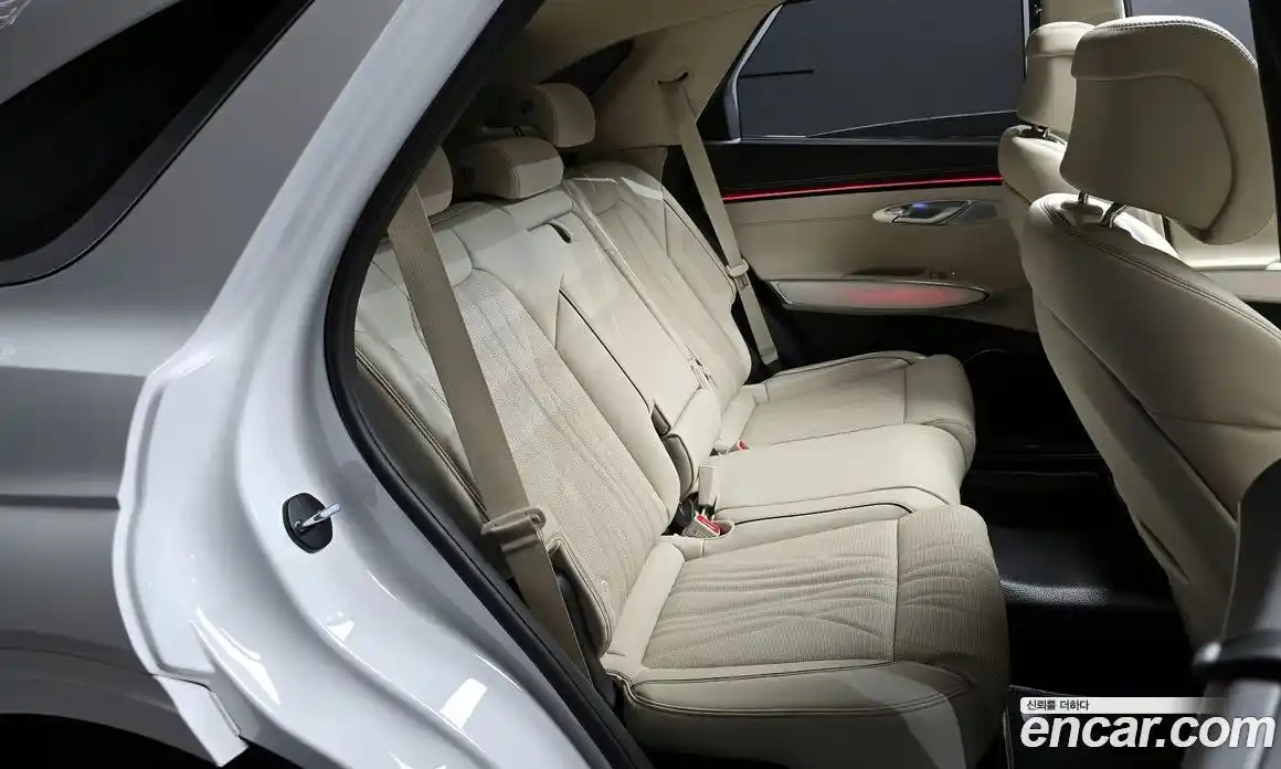 Genesis GV70 2026 2.5 Автомат в Москве № 308489, фото 7