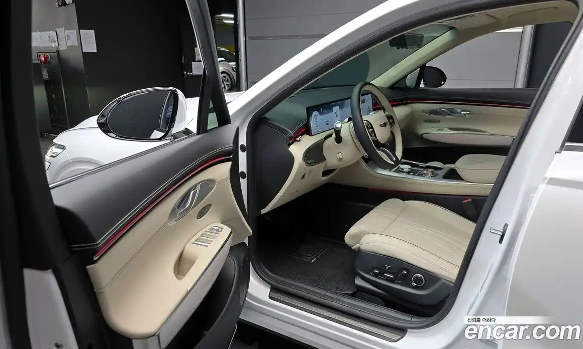 Genesis GV70 2026 2.5 Автомат в Москве № 308489, фото 9