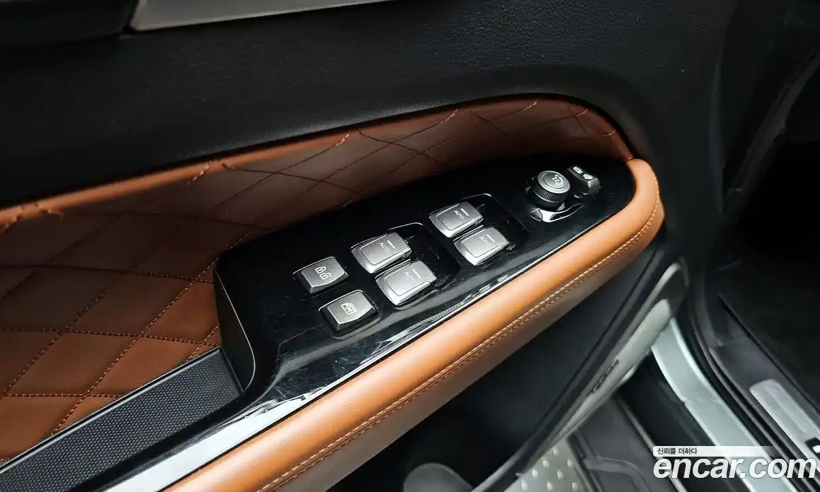 SsangYong Rexton 2018 2.2 Автомат в Москве № 310572, фото 15