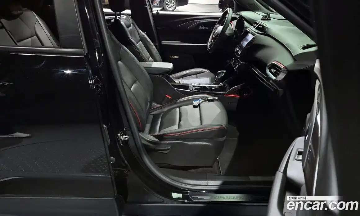 Chevrolet TrailBlazer 2023 1.3 Автомат в Москве № 327156, фото 20