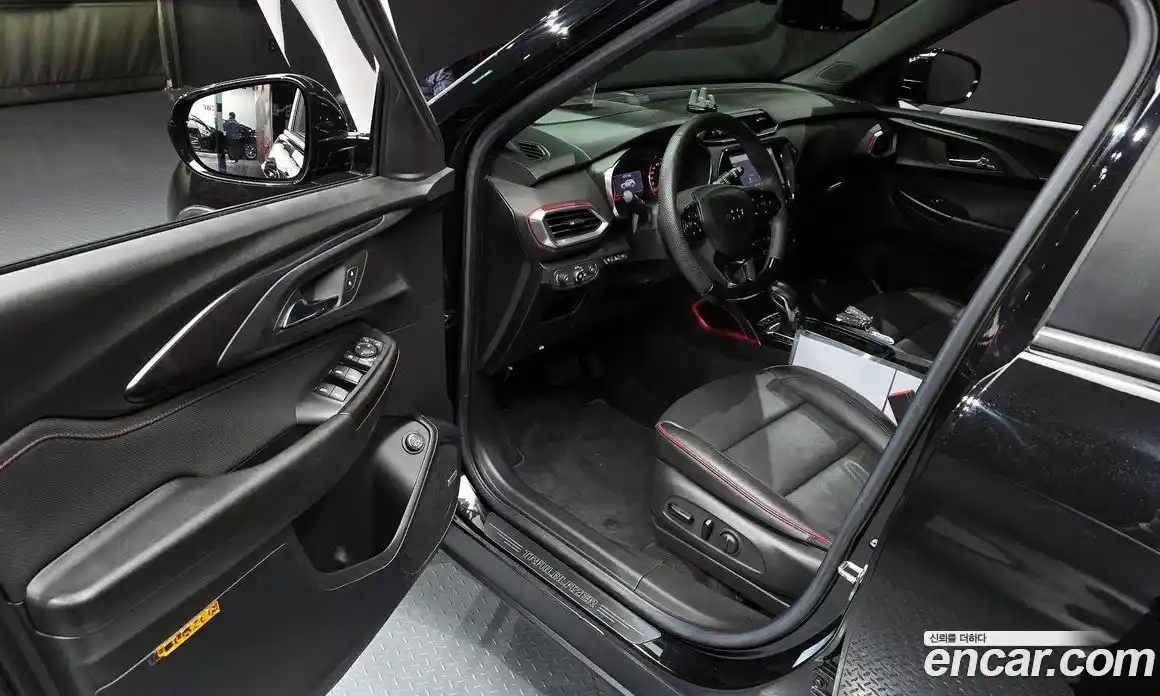 Chevrolet TrailBlazer 2023 1.3 Автомат в Москве № 327156, фото 3